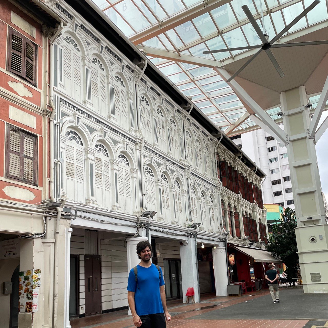 Ruas coloridas de Chinatown em Singapura