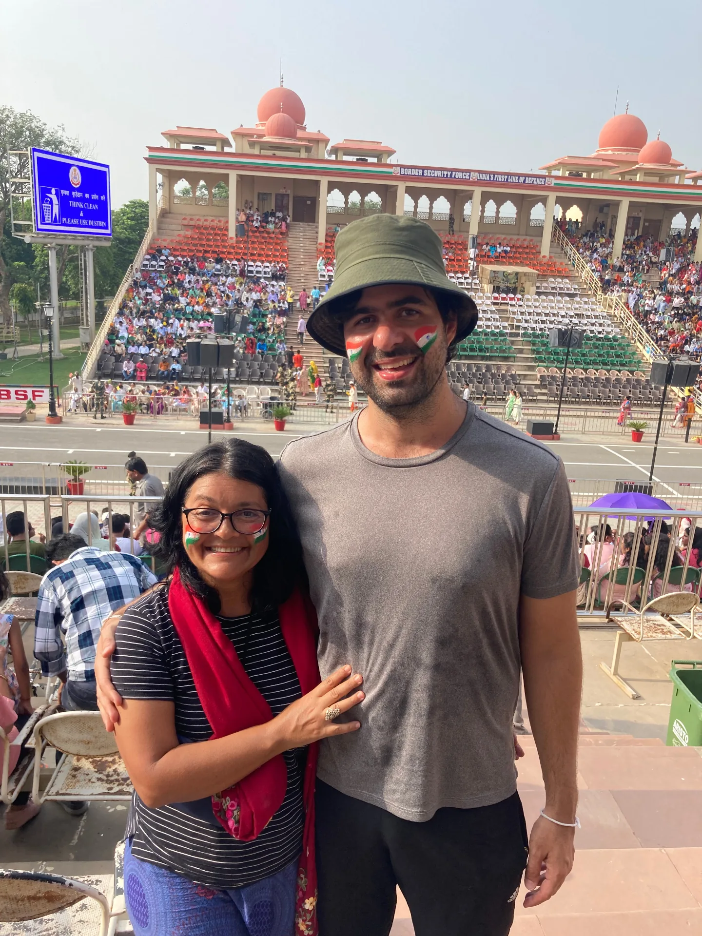 Wagah Border: A Fronteira Mais Teatral do Mundo
